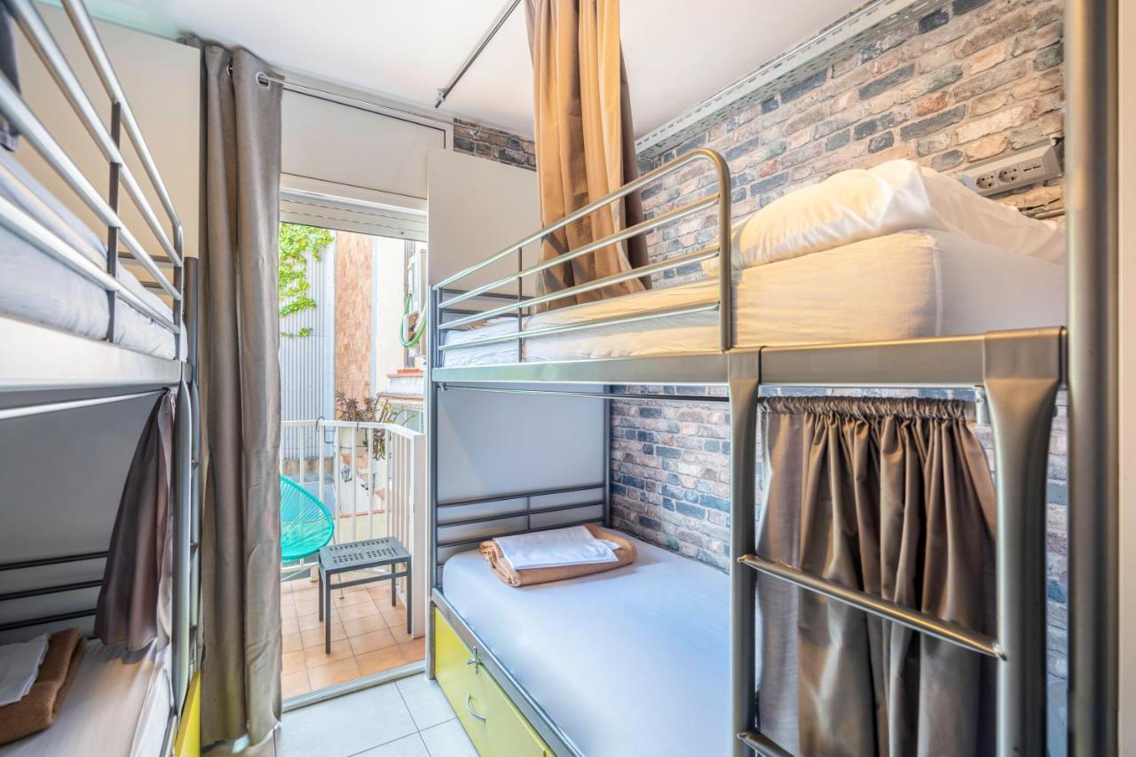 Casa Barcelo Camp Nou Barcelona * L'Hospitalet de Llobregat