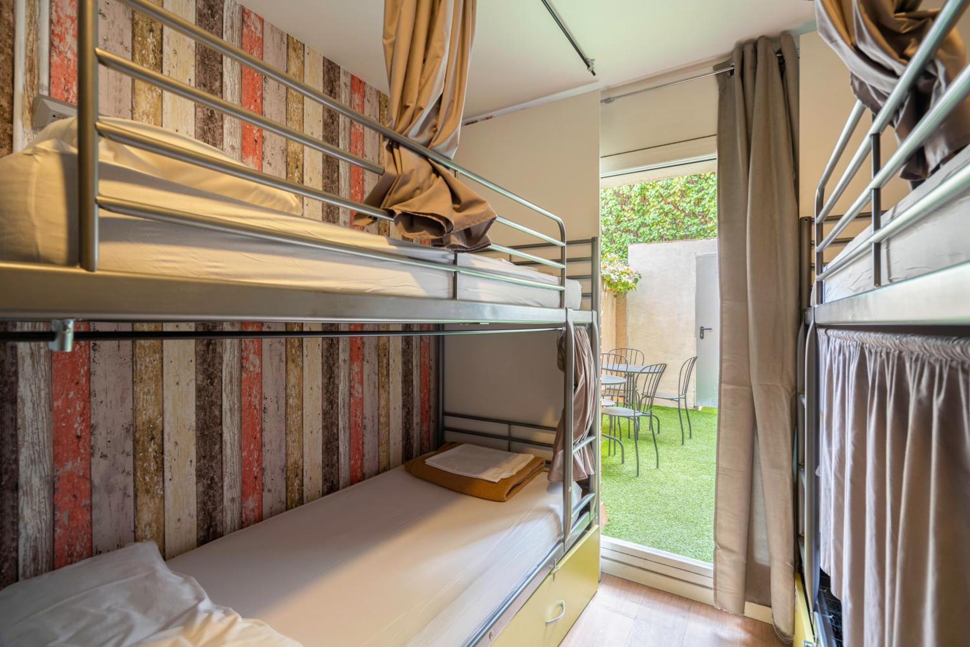 Casa Barcelo Camp Nou Barcelona *