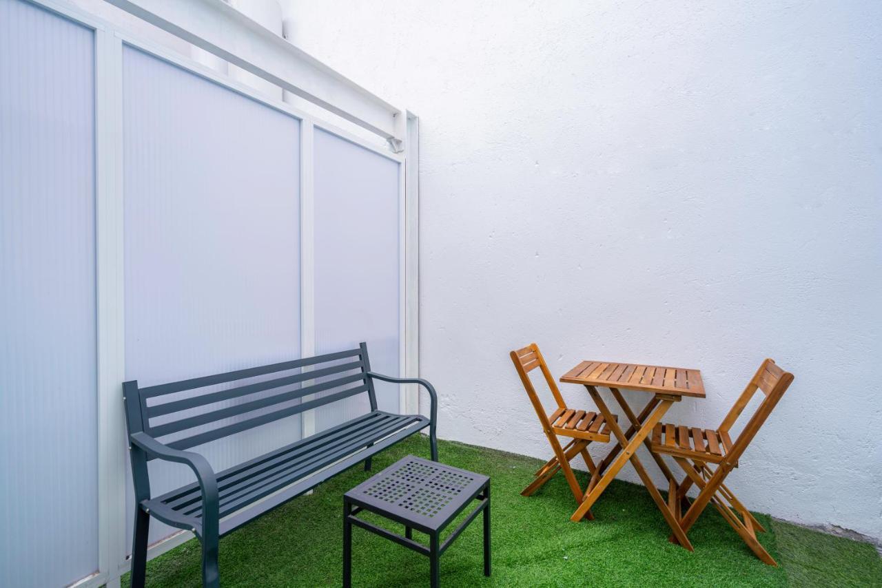 Casa Barcelo Camp Nou Barcelona * L'Hospitalet de Llobregat