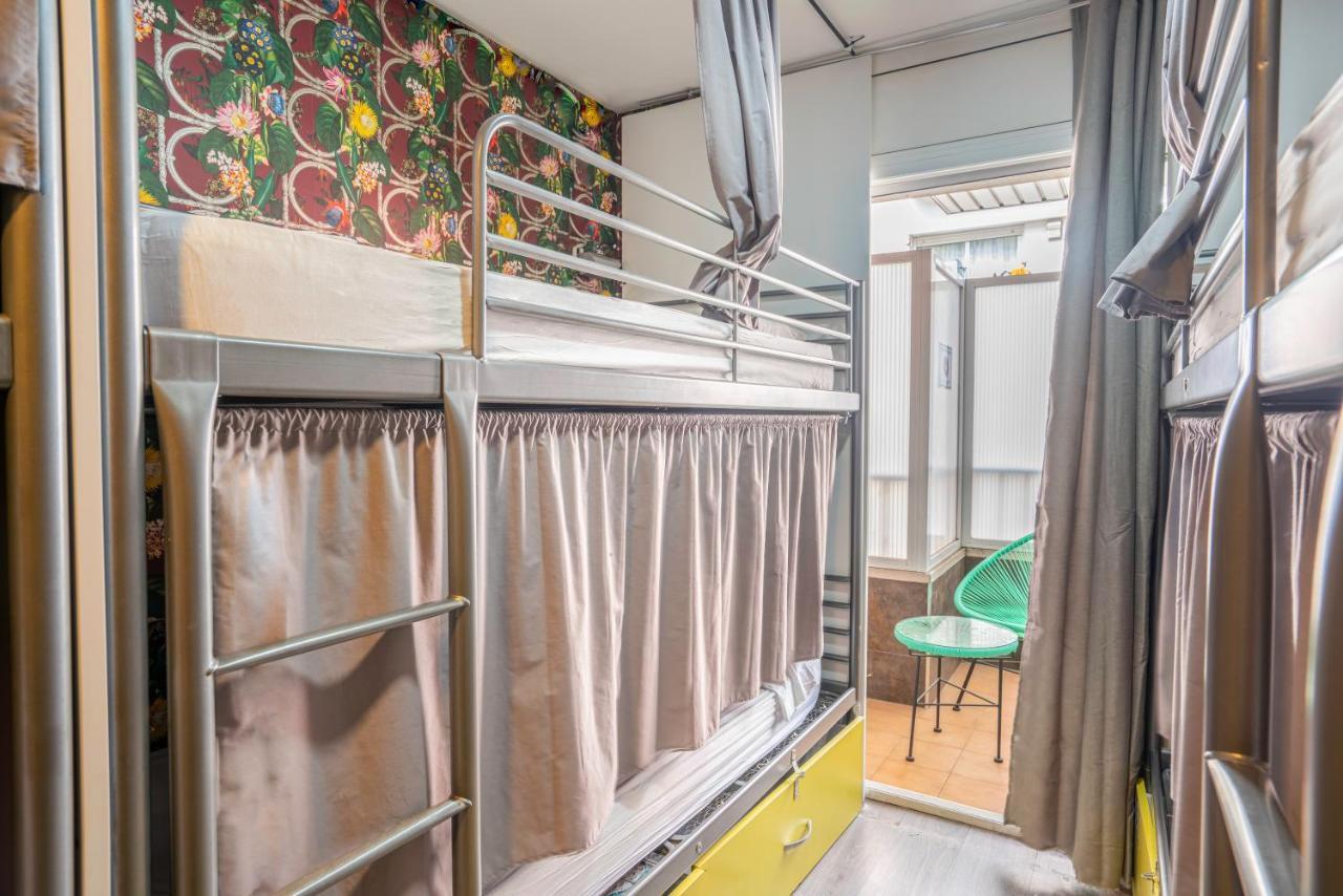 Casa Barcelo Camp Nou Barcelona * L'Hospitalet de Llobregat